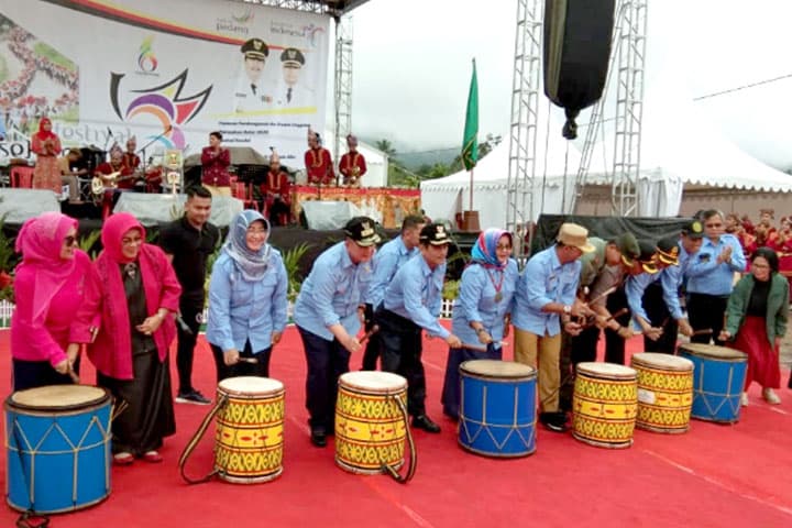 Festival Lansek Manih 2023